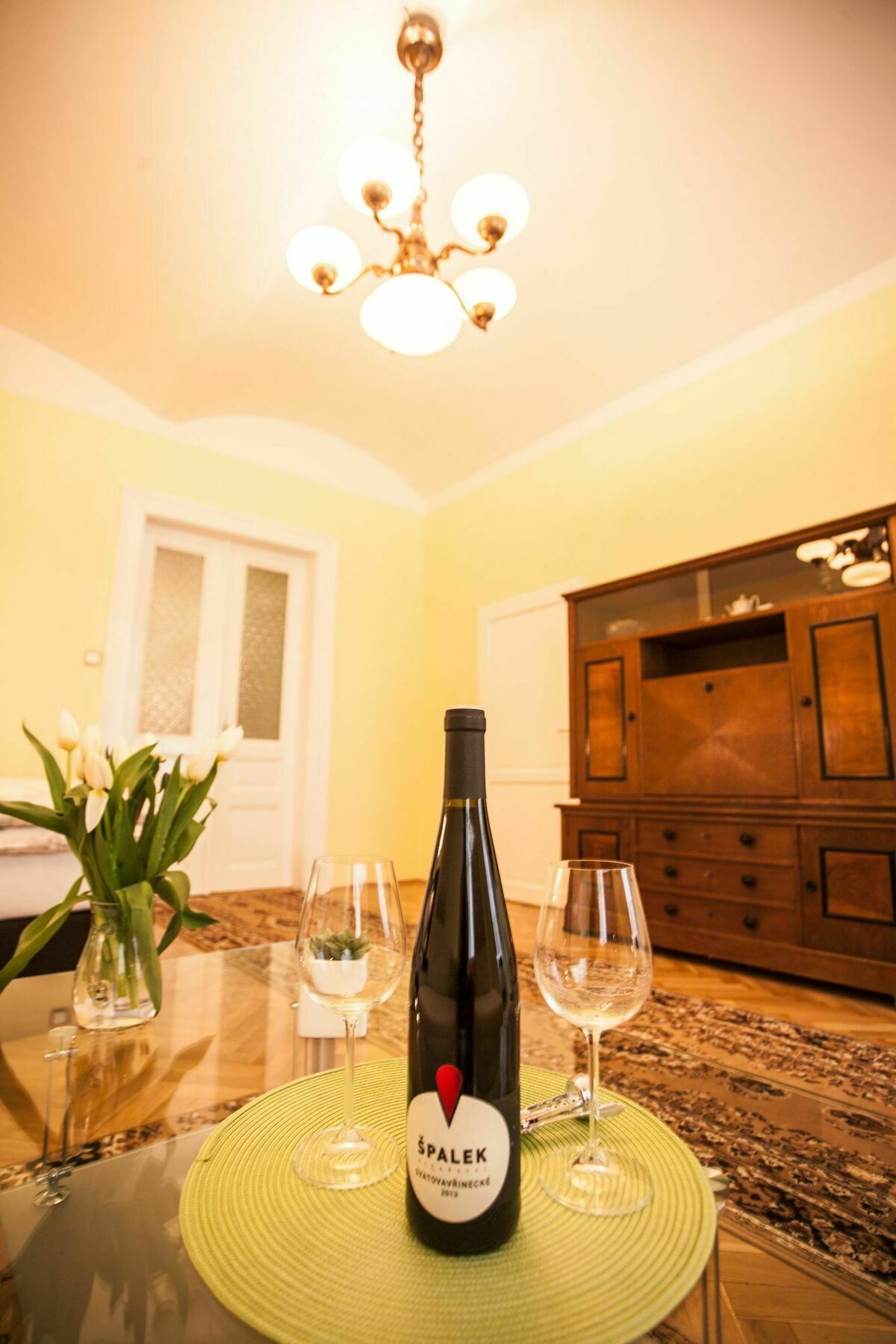 Vertigo Apartment Praha Bagian luar foto